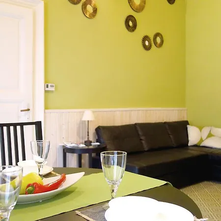 Apartament Vivid Rozsa