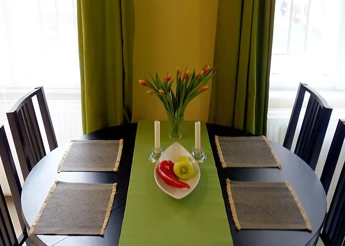 Vivid Rozsa Apartment *